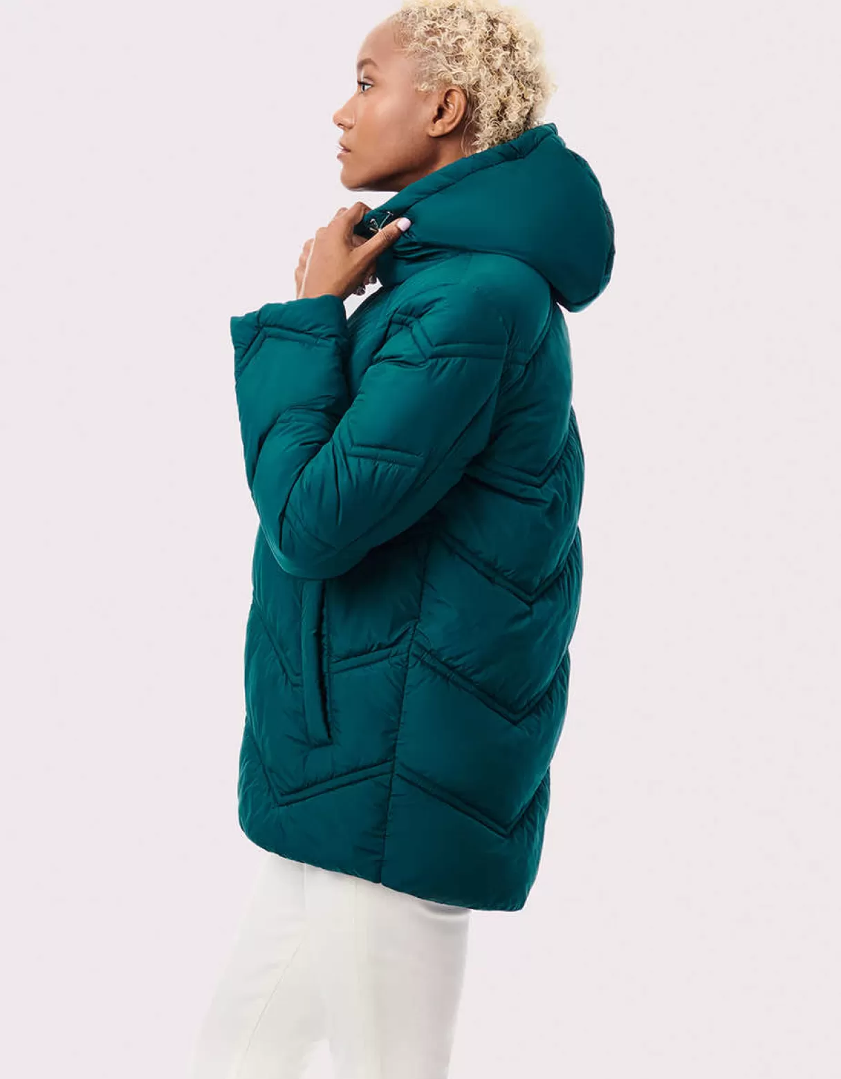 classic_chevron_puffer_jacket_2-3.webp Women Bernardo Fashions Jackets>Classic Chevron Puffer Jacket